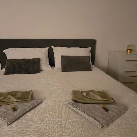 Warm And Cozy Apartment, Underfloor Heating And Free Parking بانيا لوكا